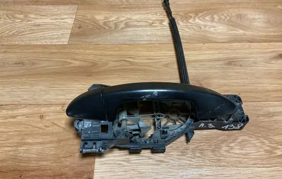 Volkswagen PASSAT B6 Rear door exterior handle 3C0837885