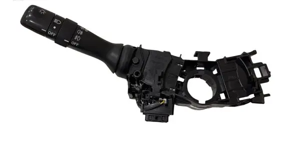 Toyota Auris 150 Wiper turn signal indicator stalk/switch 17F247 02310