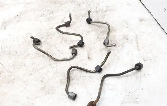 Citroen Nemo Fuel injector supply line/pipe 