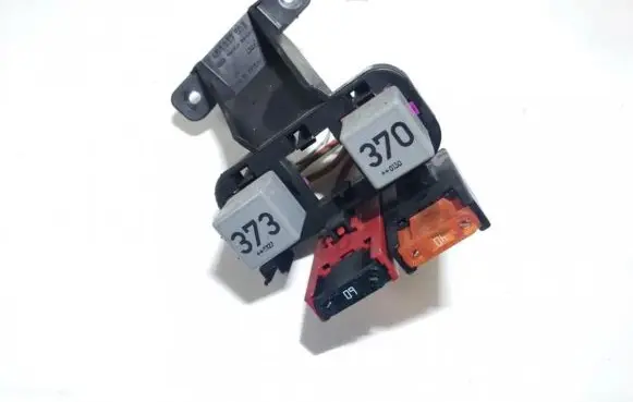 Volkswagen PASSAT B5.5 Fuse box set 4b1937503 8a0937530