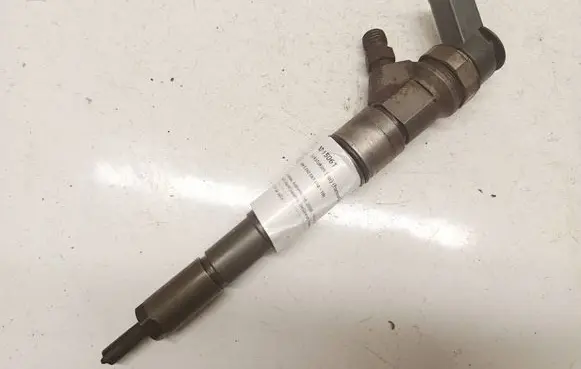 BMW 1 E81 E87 Fuel injector 0445110209