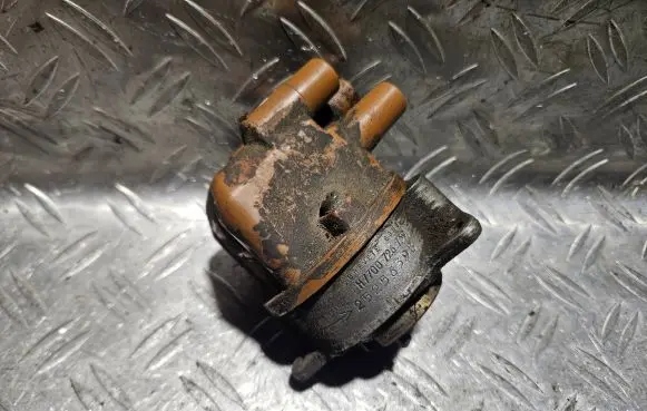 Renault Clio I Spark distributor H7700726739 2525639B