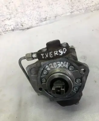 Toyota Corolla Verso AR10 Fuel injection high pressure pump 221000r020
