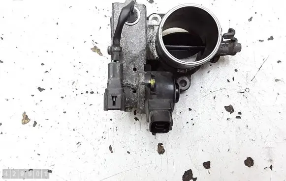 Toyota Avensis T250 Throttle valve 8967221020