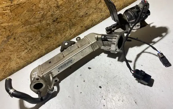 Hyundai ix35 EGR valve cooler 284602F700 20140705163843 20C2832E36