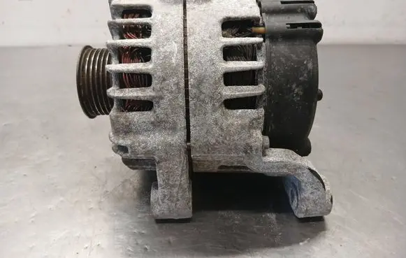 BMW 3 E90 E91 Generator/alternator 7802261 2543461B FG18S019