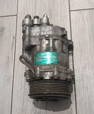 Volkswagen Polo III 6N 6N2 6NF Air conditioning (A/C) compressor (pump) 6N0820803A