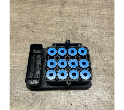 Mercedes-Benz C W203 ABS Pump A2095450332 00009288D0 10092515013