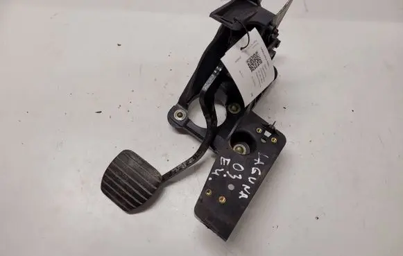 Renault Laguna II Brake pedal 8200420699