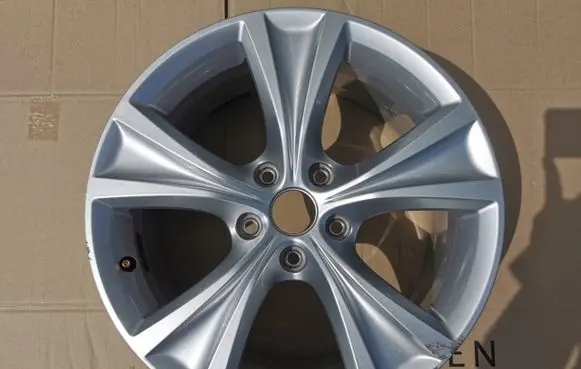Seat Leon (1M) R17 alloy rim 5FA601025C