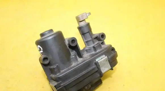 Saab 9-5 Turbine electric control actuator 
