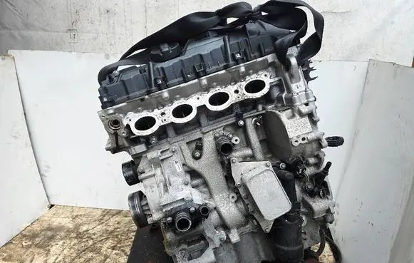Mini One - Cooper F56 F55 Engine B48A20A 7647104 7647109