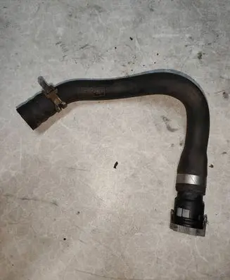 Volvo V50 Engine coolant pipe/hose