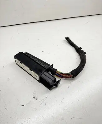 BMW 7 F01 F02 F03 F04 ABS module connector plug 212416591 693196101 6931961