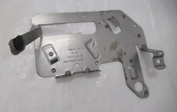 Ford Kuga II Holder (bracket) AM51R045F10GD