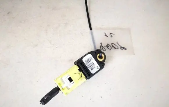 Toyota Auris 150 Airbag deployment crash/impact sensor 8983102060 89831-02060
