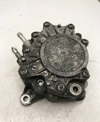 Volkswagen PASSAT B6 Vacuum pump 03G145209