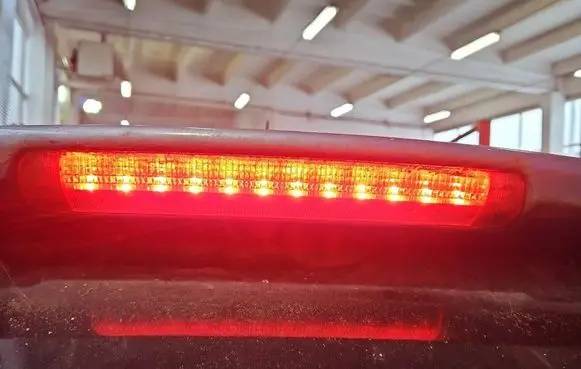 Toyota Prius (XW20) Third/center stoplight IMPRK1528426
