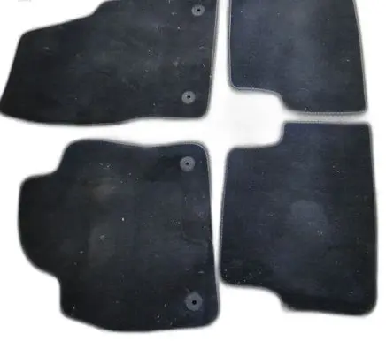 Volkswagen Polo VI Interior carpet 