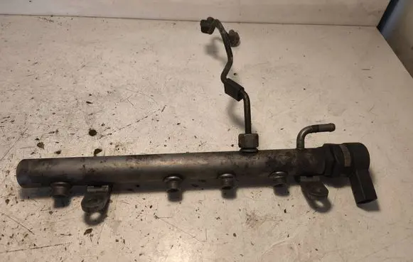 Mercedes-Benz S W221 Fuel main line pipe A6420702495 A6420780149 0281002794