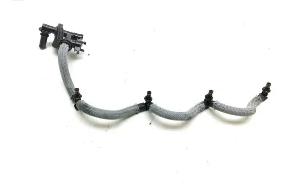 Renault Trafic III (X82) Fuel return line/hose 130020393R