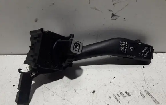 Volkswagen Touran I Wiper control stalk 1K0953519J