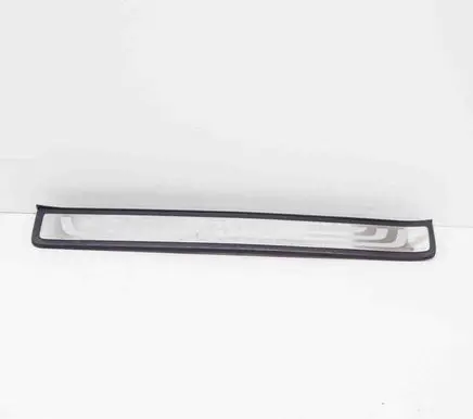 Honda CR-V Front sill trim cover 84202SWAA012M1