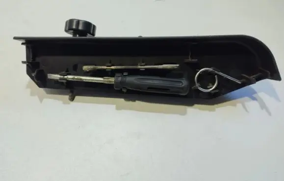 Volkswagen Sharan Tool set 7M3012113