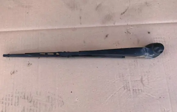Audi A4 S4 B5 8D Rear wiper blade arm