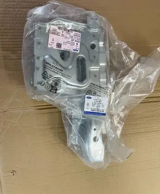 Ford C-MAX I Fender mounting bracket pam51-r16c199-ag