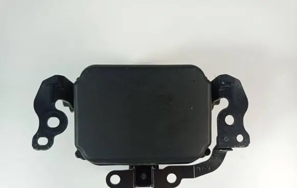 Lexus IS III XE30 Distronic sensor radar 88210-47090 8821047090