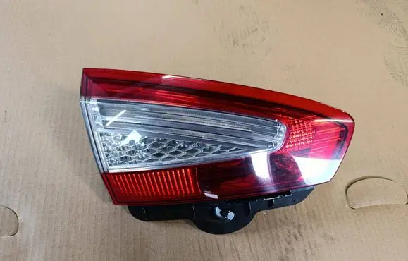 Ford Mondeo MK IV Rear/tail lights BS7113A603BD 101120111129