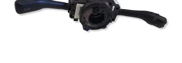 Skoda Fabia Mk1 (6Y) Wiper turn signal indicator stalk/switch 8L0953513G 202852ATW