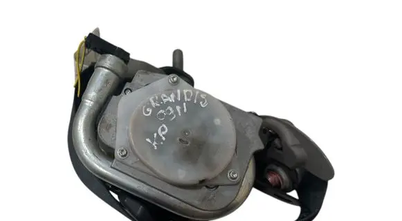Mitsubishi Grandis Front seatbelt TKAF2N693 0718072007
