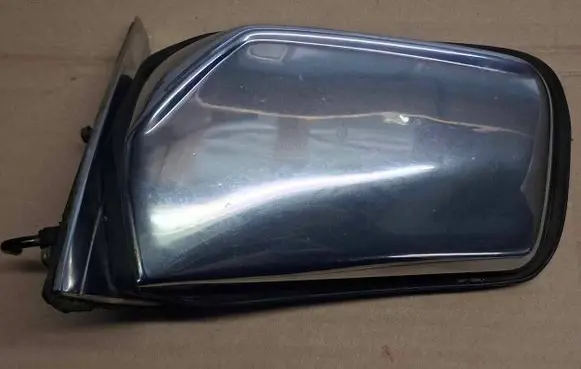 Mercedes-Benz W123 Manual wing mirror 