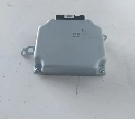 Lexus RX 450H Suspension control unit/module 8924348050 16281113500