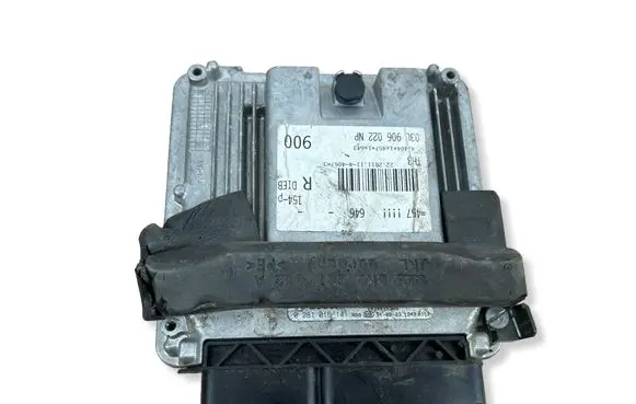 Audi A5 8T 8F Engine control unit/module 03L906022NP 8K0007352A 2220111141
