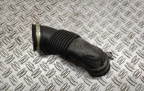 Fiat 500X Air intake duct part 1127812 D851