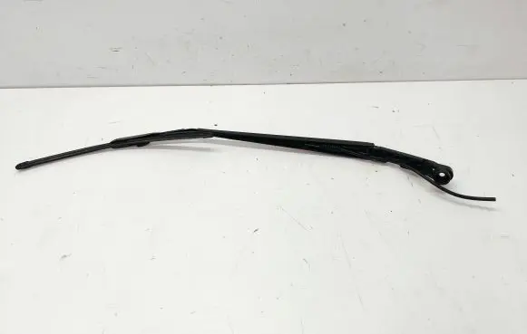 Subaru Outback (BT) Front wiper blade arm