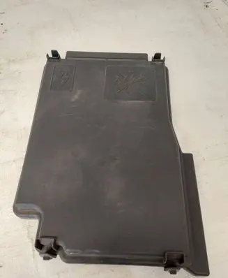 Renault Trafic III (X82) Fuse box cover 243121532R 13452998