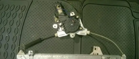 Hyundai Accent Sliding door window regulator with motor