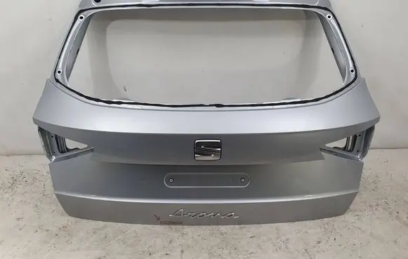 Seat Arona Tailgate/trunk/boot lid 6F9827159