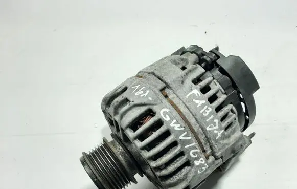 Skoda Fabia Mk2 (5J) Generator/alternator 06F903023D