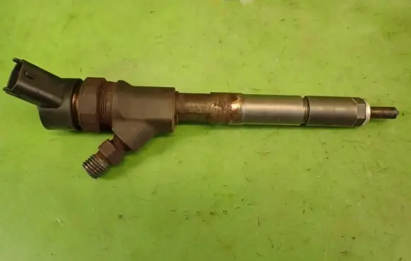 Toyota Auris 150 Fuel injector
