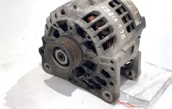 Volkswagen Fox Generator/alternator 03D903025H