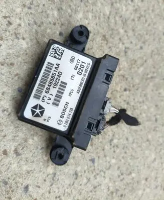 Chrysler Pacifica Parking PDC control unit/module 68485851AA 192240 0263014728