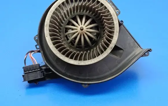 Seat Ibiza III (6L) Heater fan/blower 6Q1820015E