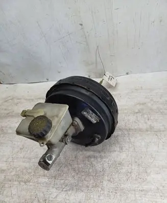 Volvo V70 Brake booster 8485179