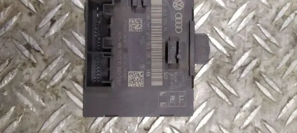 Audi A4 S4 B8 8K Door control unit/module 8T0959795N 8T0959795B