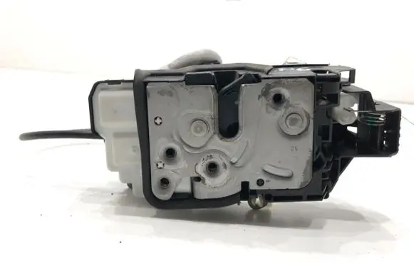 Volvo S90, V90 Front door lock 31349894